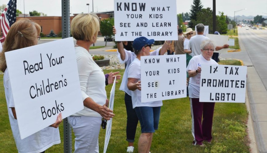 Wyoming Panel Moves to Keep R-Rated Reads from Minors