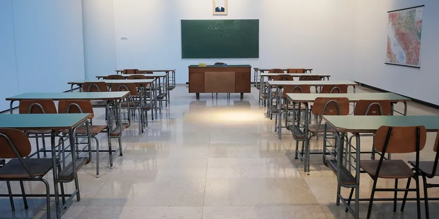 Poland Takes a Stand: No Phones Allowed in Primary Schools