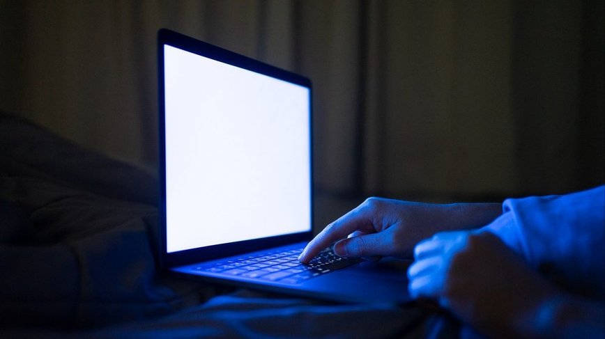 Apple Users in the UK Gain Access Back to Pornhub Under New Safety Measures