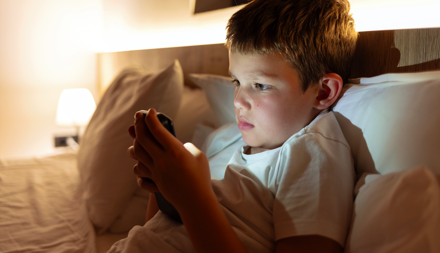 European Kids and Smartphones: A Growing Digital Dilemma