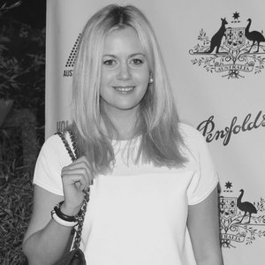 Australian Actress Rachael Carpani Passes Away at 45