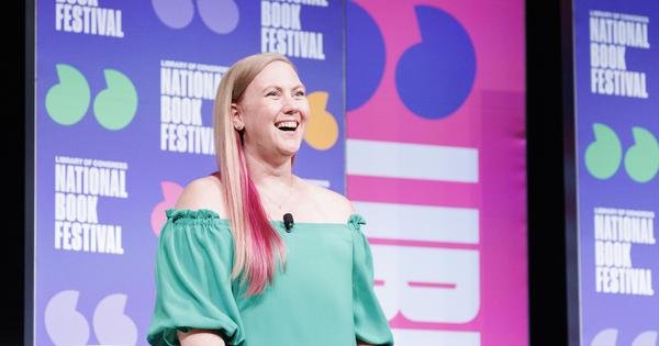 Romantasy: How Sexy Fantasy Fiction is Reviving the Publishing Industry