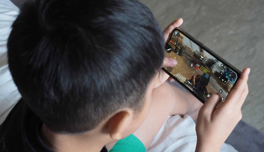 Russia's Controversial Plan: Age Checks for Online Access