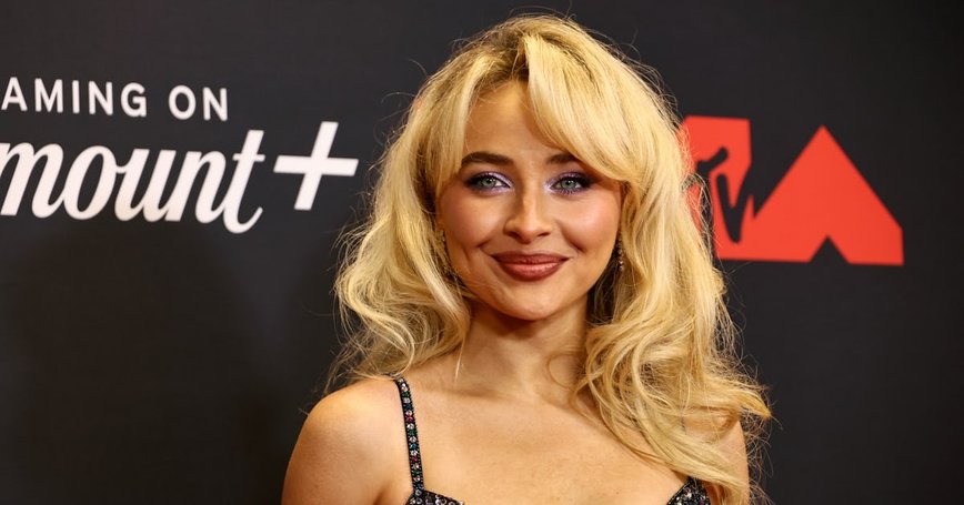 Sabrina Carpenter's Preppy Style: No Pants, No Problem