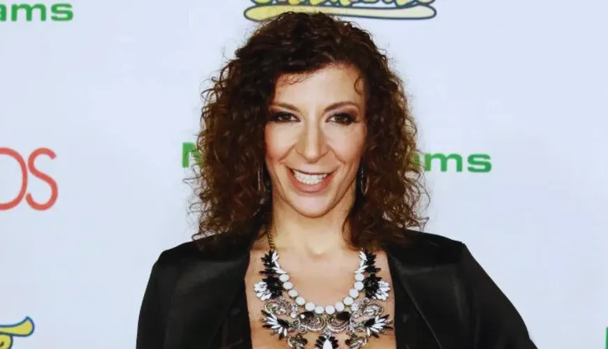 Sara Jay's Rise to a $5 Million Empire: From Ohio to Adult Film Stardom