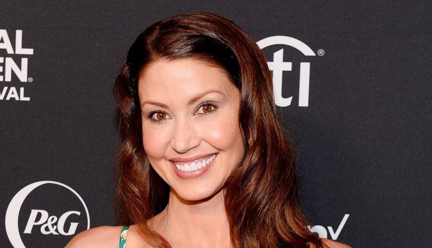 Shannon Elizabeth's OnlyFans Journey: Navigating Fame, Fans, and Fresh Content