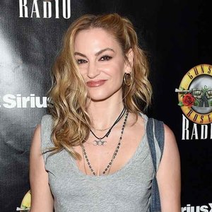 Drea de Matteo Gets Real on Her OnlyFans Payday: $75K in 75 Minutes!