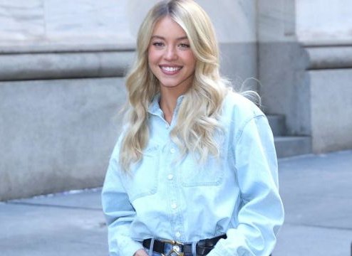 Sydney Sweeney's Comeback: Shining in American Eagle's Latest Campaign