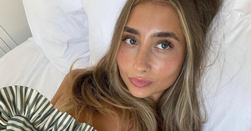 Lily Phillips