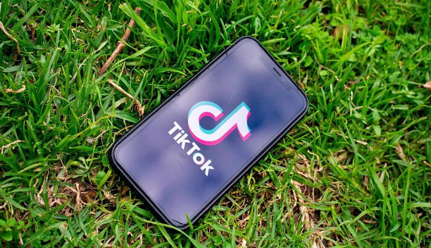 TikTok Triumphs Over Instagram in Costa Rica's Social Media Scene