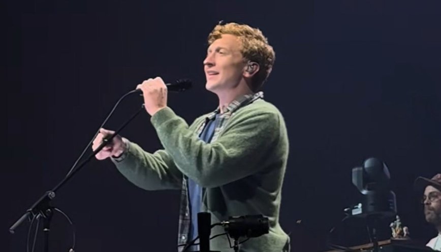 Tyler Childers Kicks Off New Jersey Show with Hilarious & Outrageous Intro