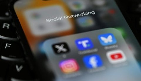 UK's Bold Social Media Ban for Under-16s Sparks Debate and Global Reaction