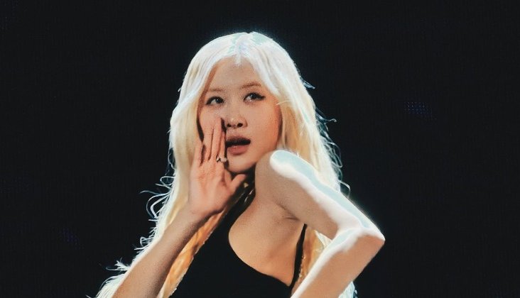 BLACKPINK's Rosé Caught in Controversy After Viral Concert Clip