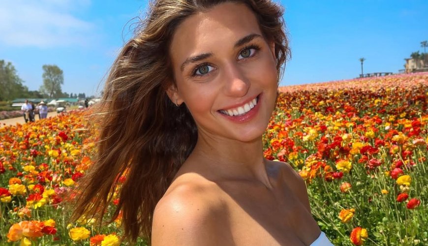 TikTok Star Lauren Mochen's Dramatic Claim: NHL Boyfriend Allegedly Duped Her Out of Thousands