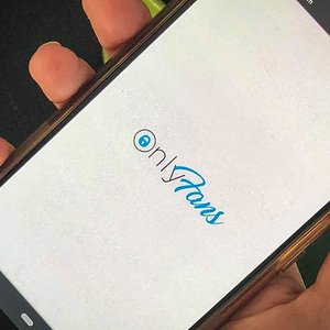 France Targets 'Pimps 2.0': New Law Takes Aim at Online Exploitation on OnlyFans and Mym