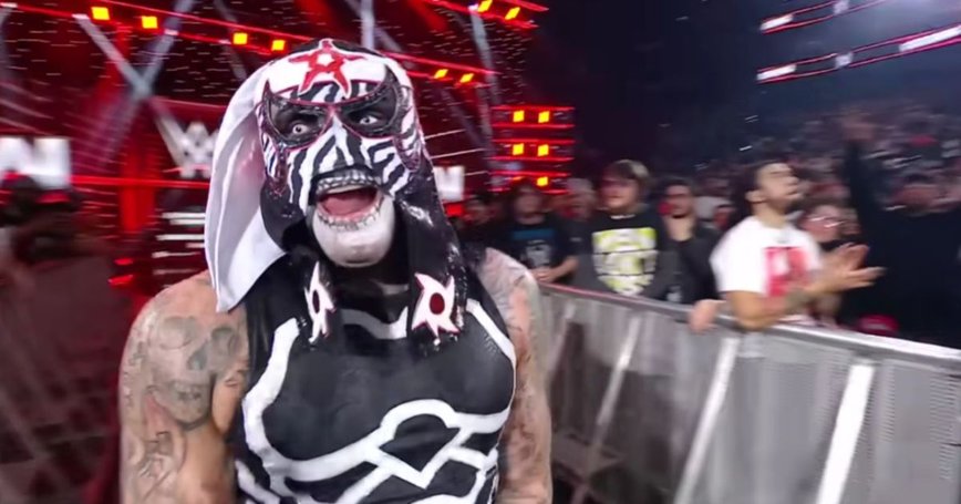 WWE's Penta Has a NSFW Instagram Oopsie – Fans React Wildly