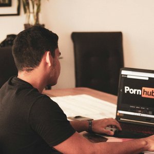 Xbox Faces Major Setback as Pornhub Traffic Nosedives While PlayStation Surges