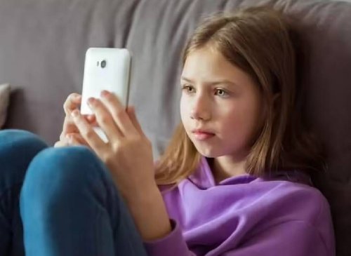 YouTube and Instagram's Safety Nets Have Big Holes, New Study Finds