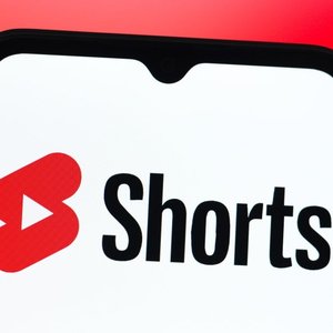 YouTube Shorts Unveils AI Avatars for Personalized Deepfake Creations